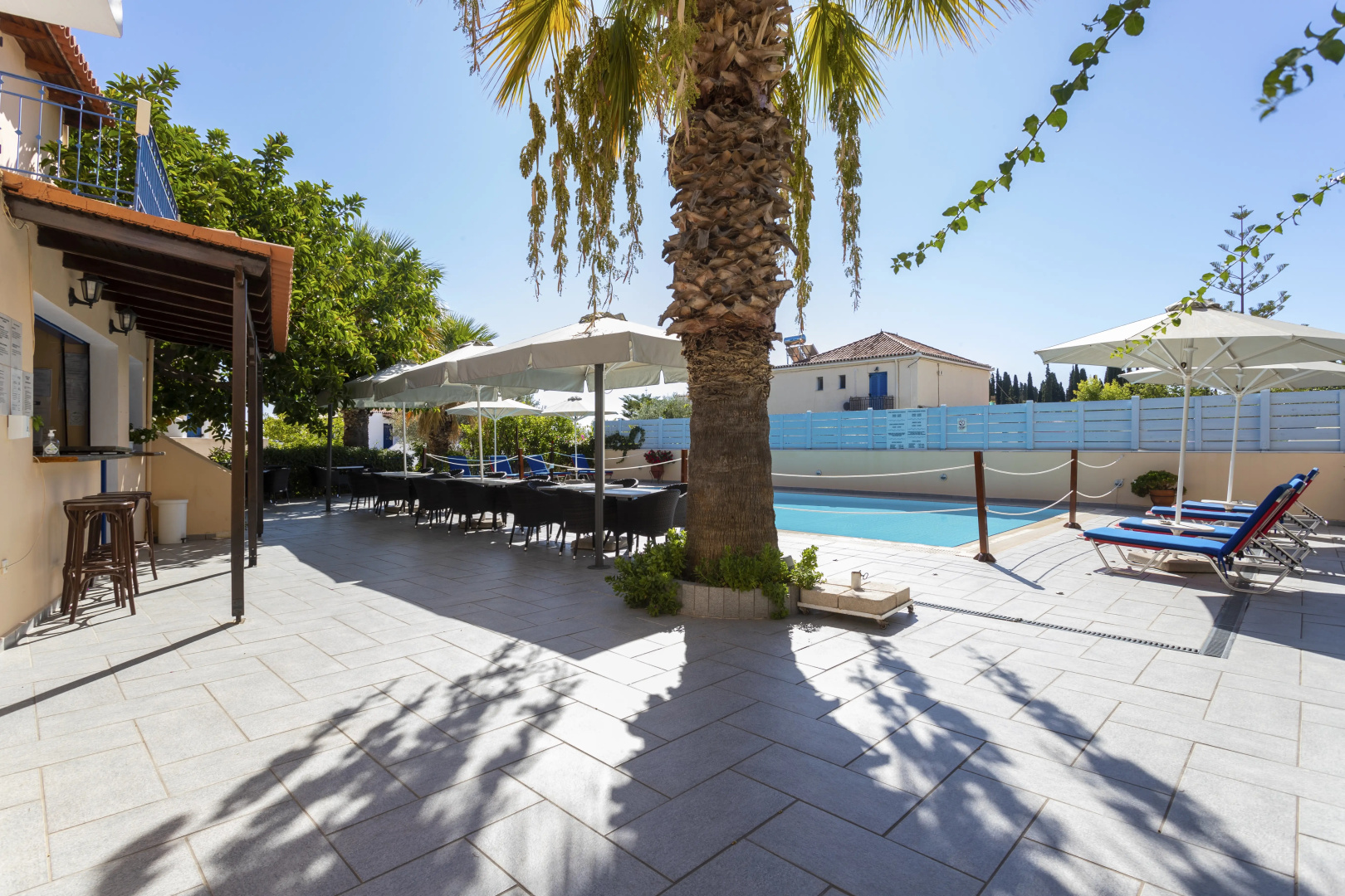 Vanas Apartments