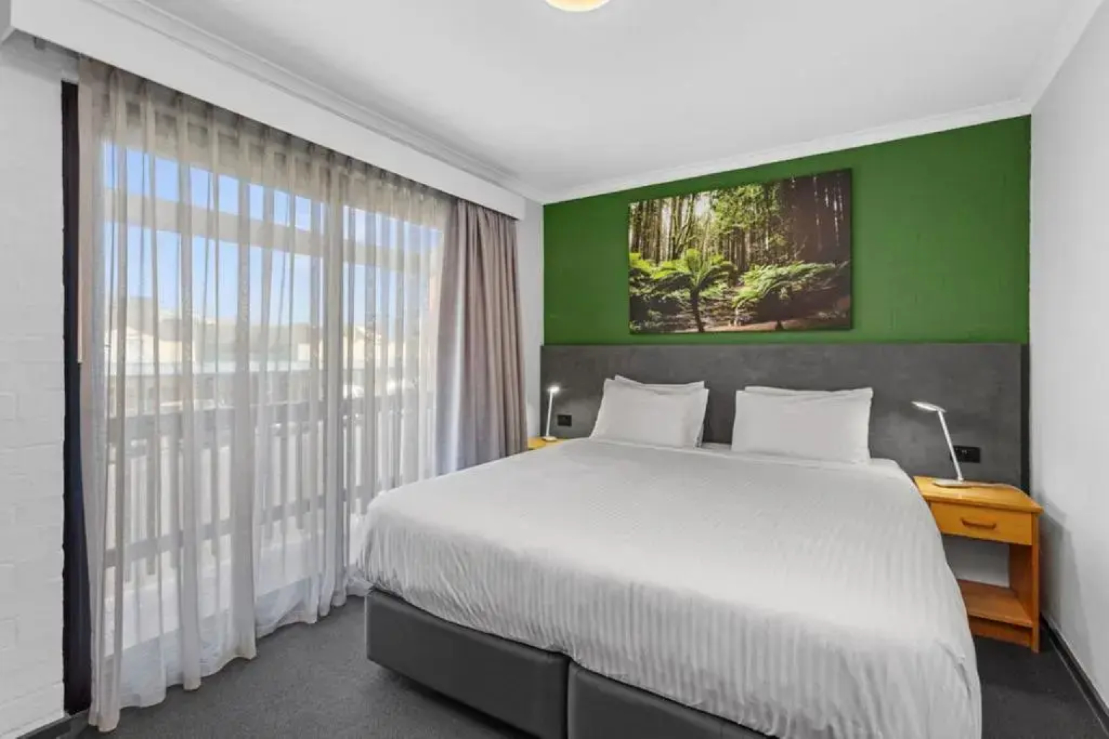 Apollo Bay Motel & Apartments