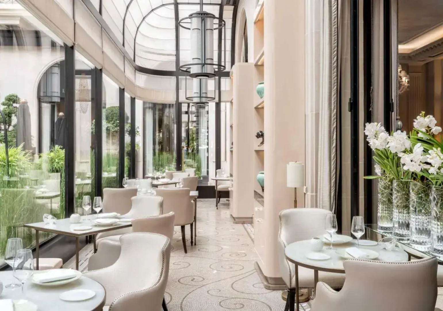 Отель Four Seasons George V