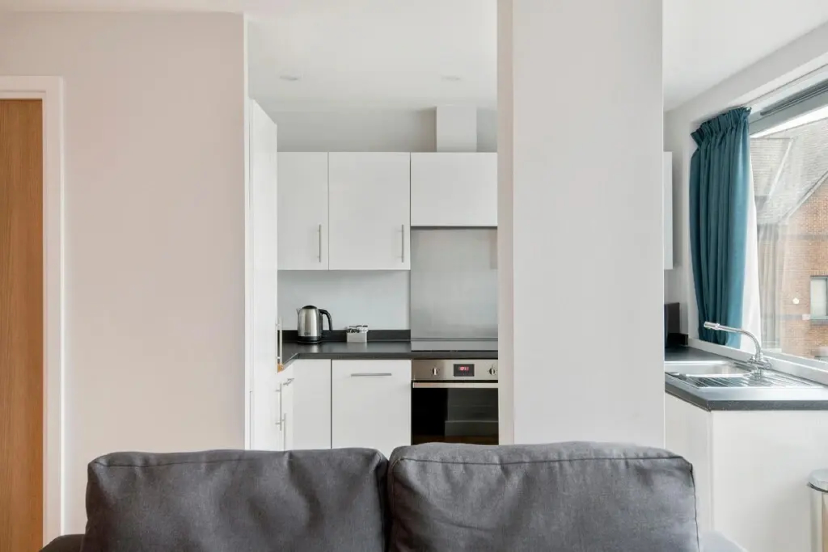 HQ Aparthotel Farnborough