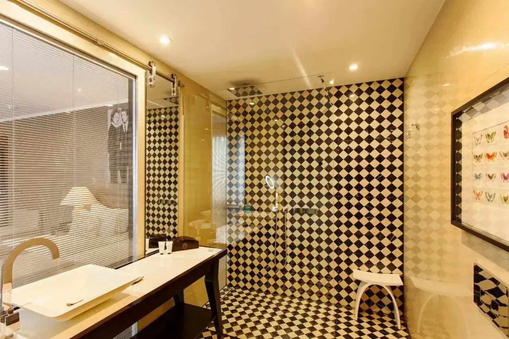 Quentin Boutique Hotel