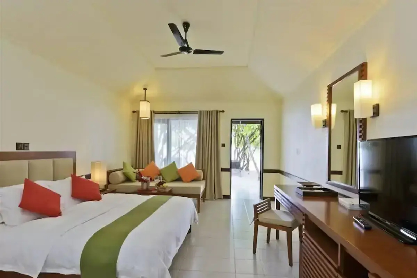 The Haven At Paradise Island