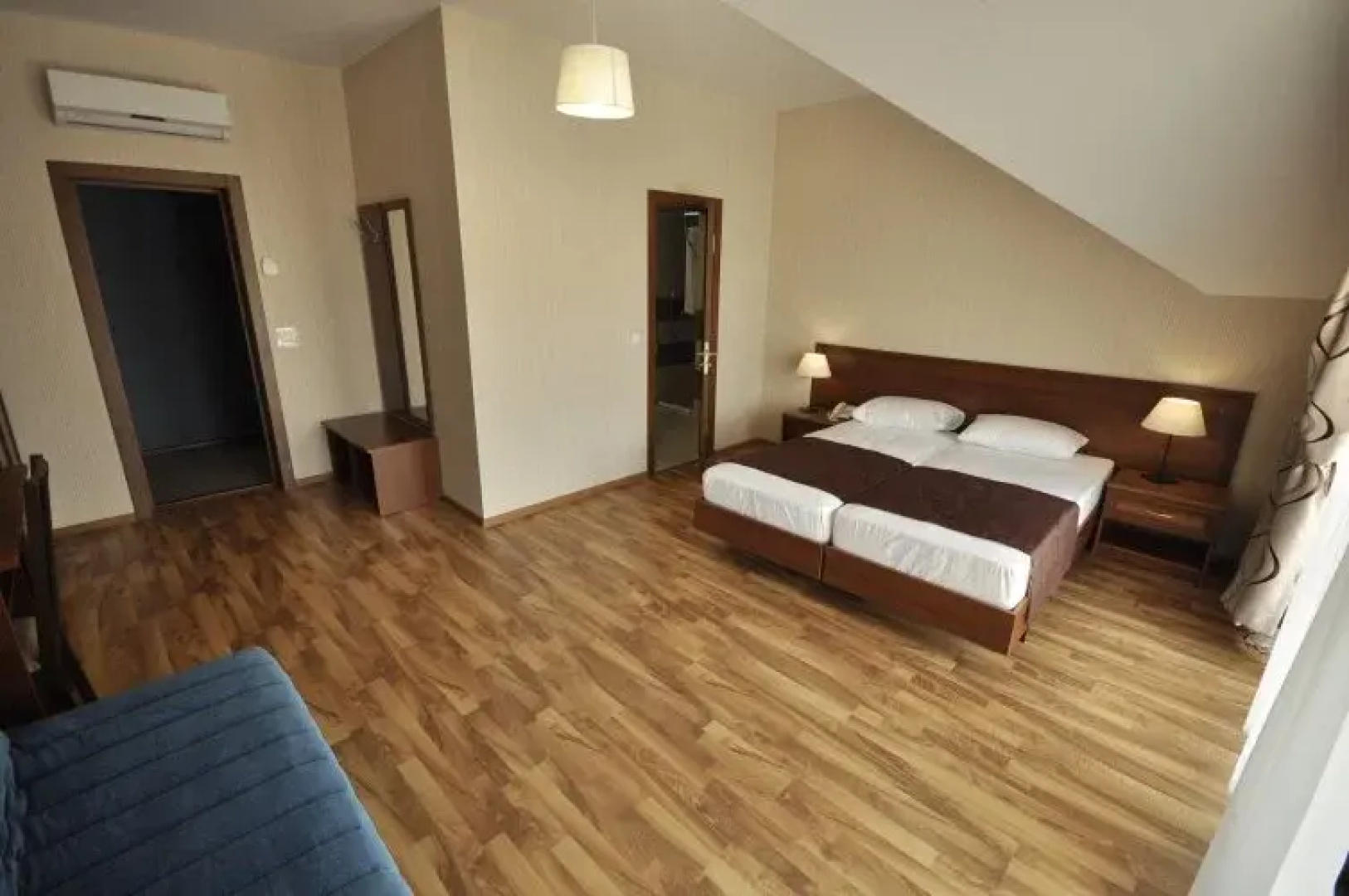 Villa Flora Guest House