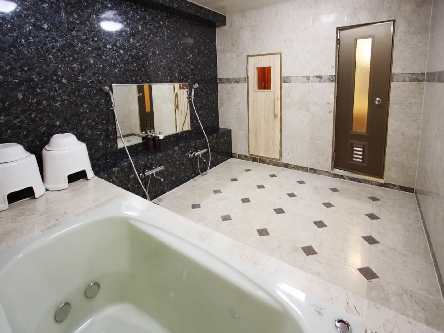 Fukuoka Arty Inn