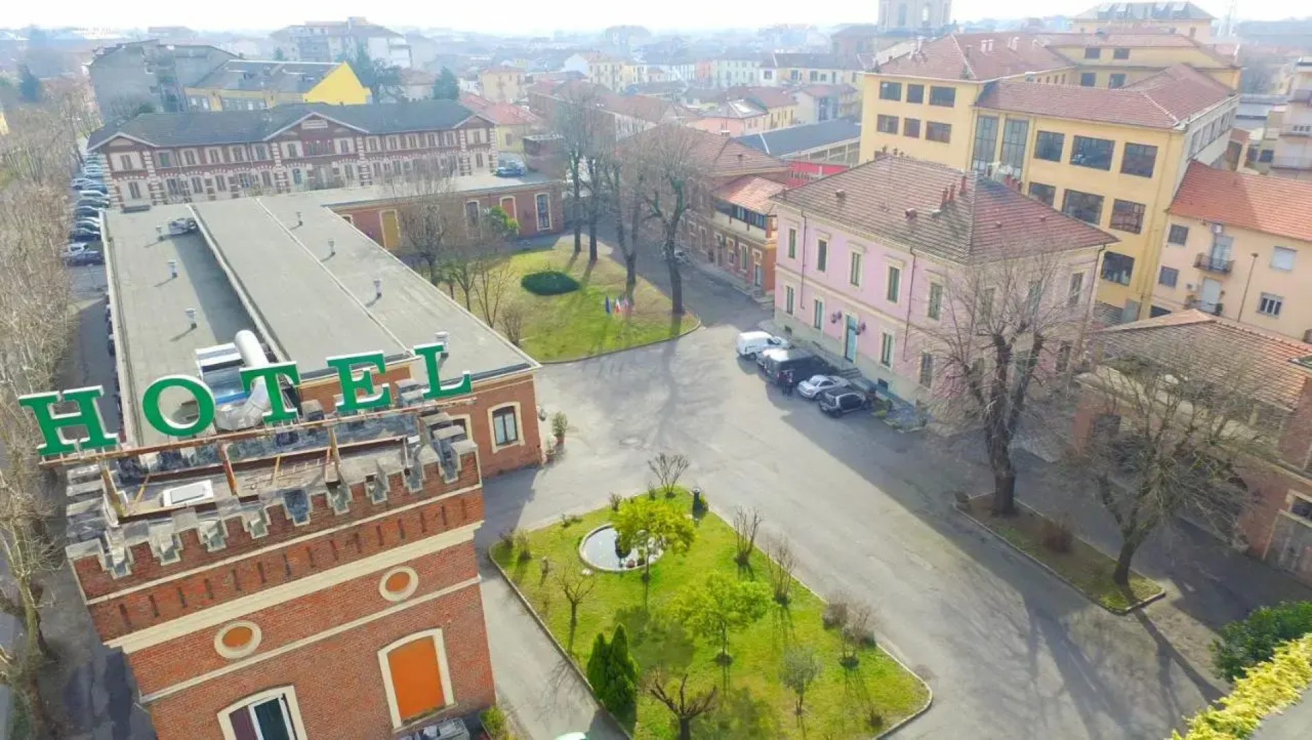 Hotel Candiani