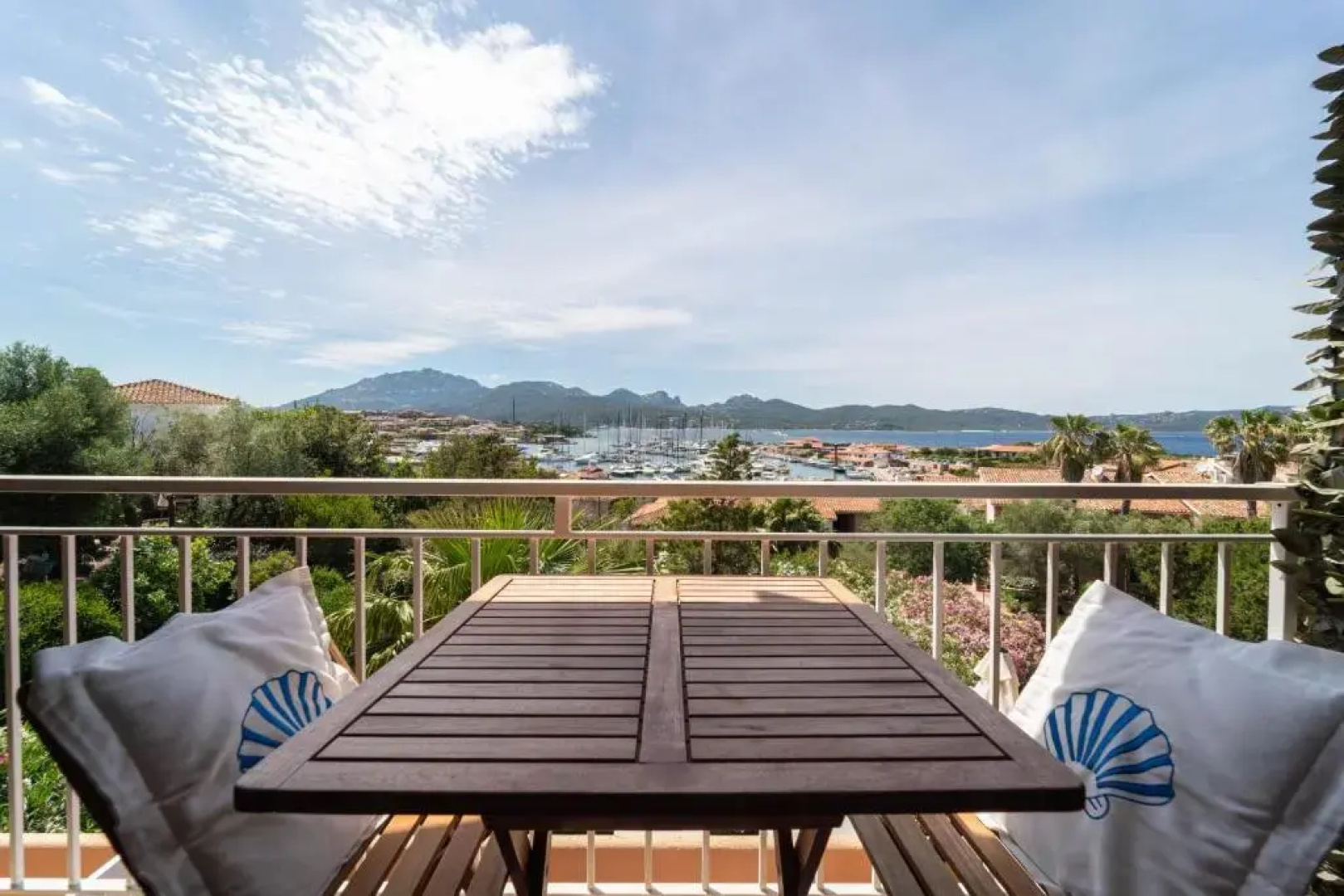 Отель Sunset Suite Sardinia