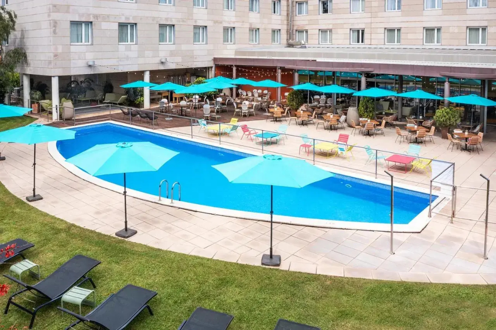 Отель Novotel Barcelona Cornella
