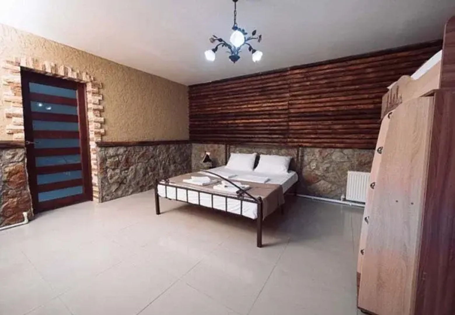 Semejnyij Dom Guest house
