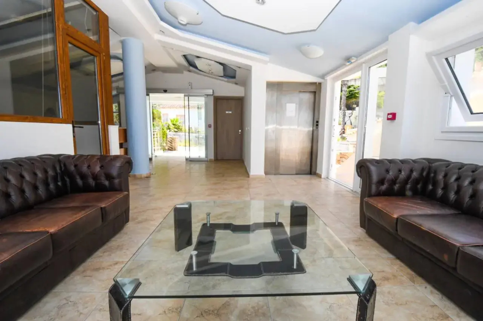 Nefeli Beach Hotel