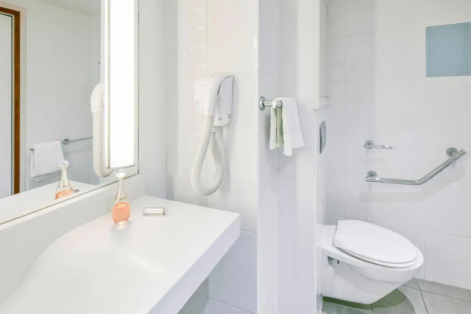 B&B HOTEL Lyon Nord