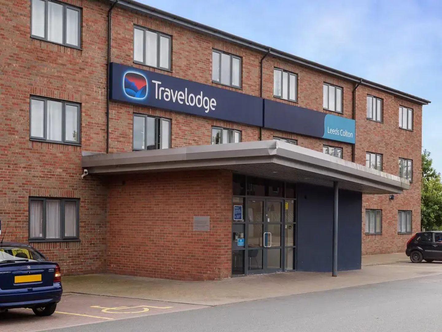 Travelodge Leeds Colton