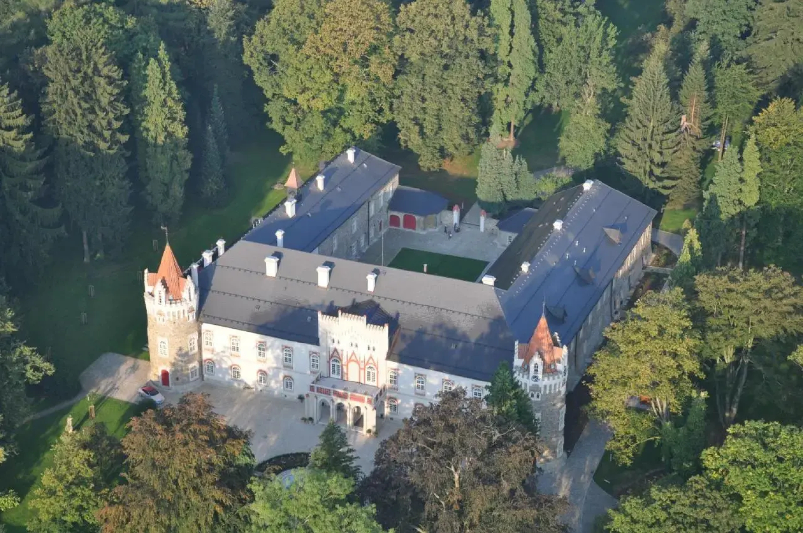 Chateau Třebešice