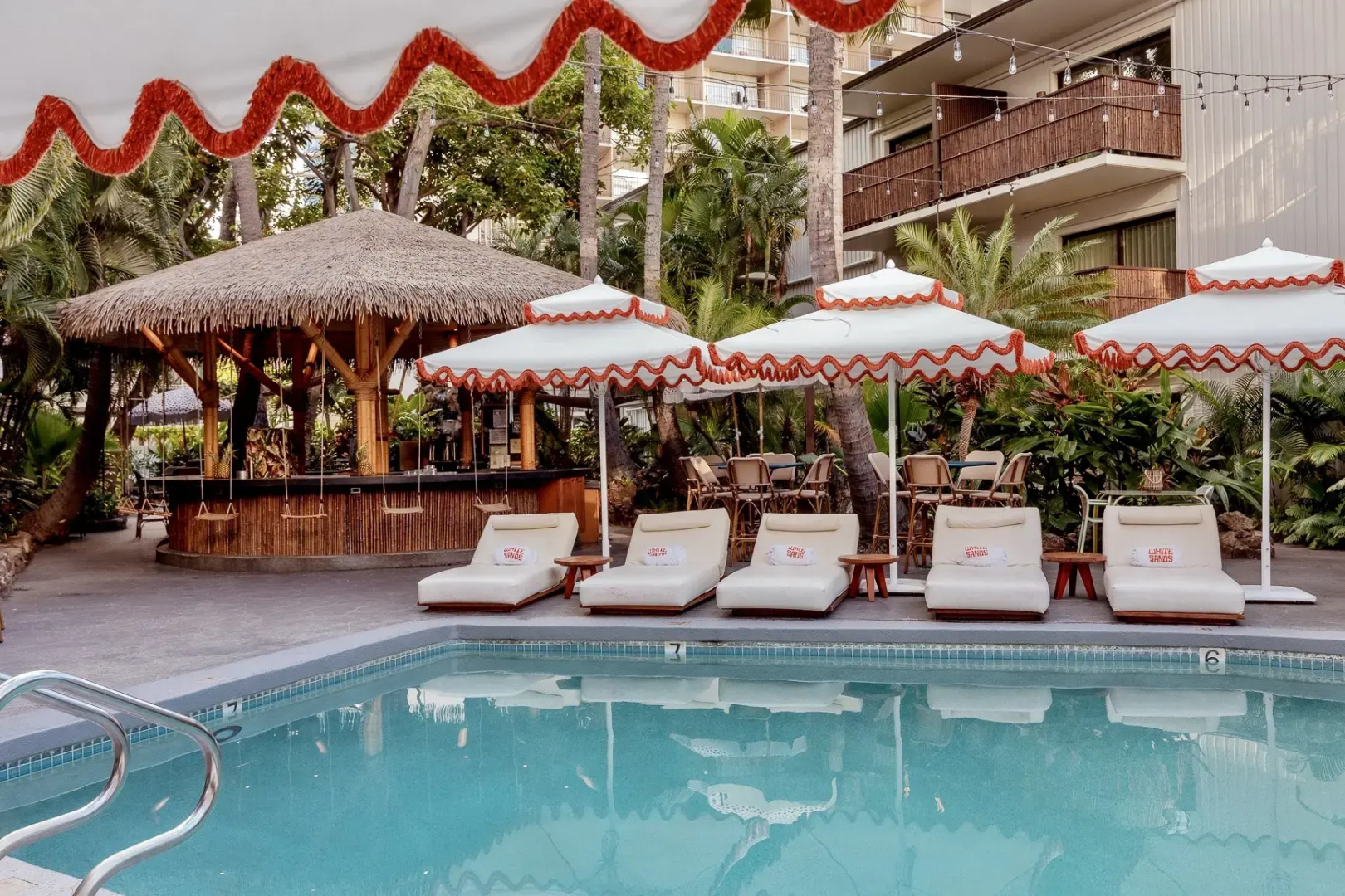 White Sands Hotel