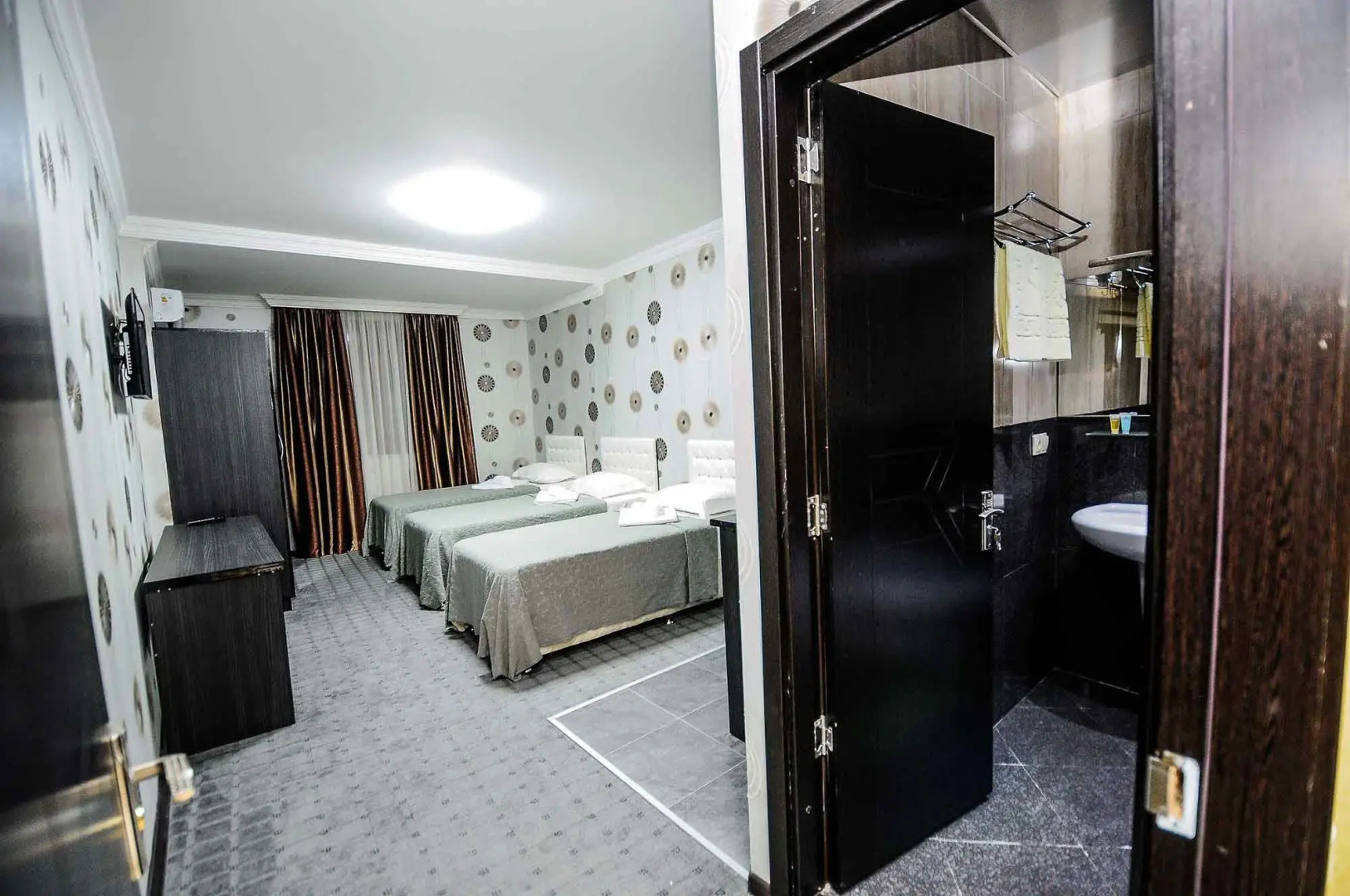 TemHouse Guest House