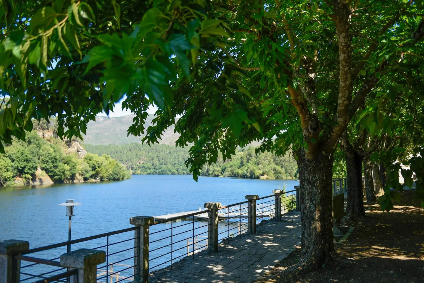 Balneario De Cortegada