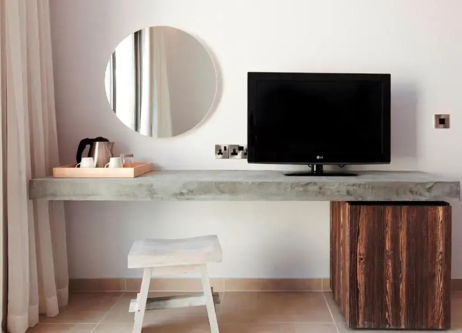 Amphora Hotel & Suites