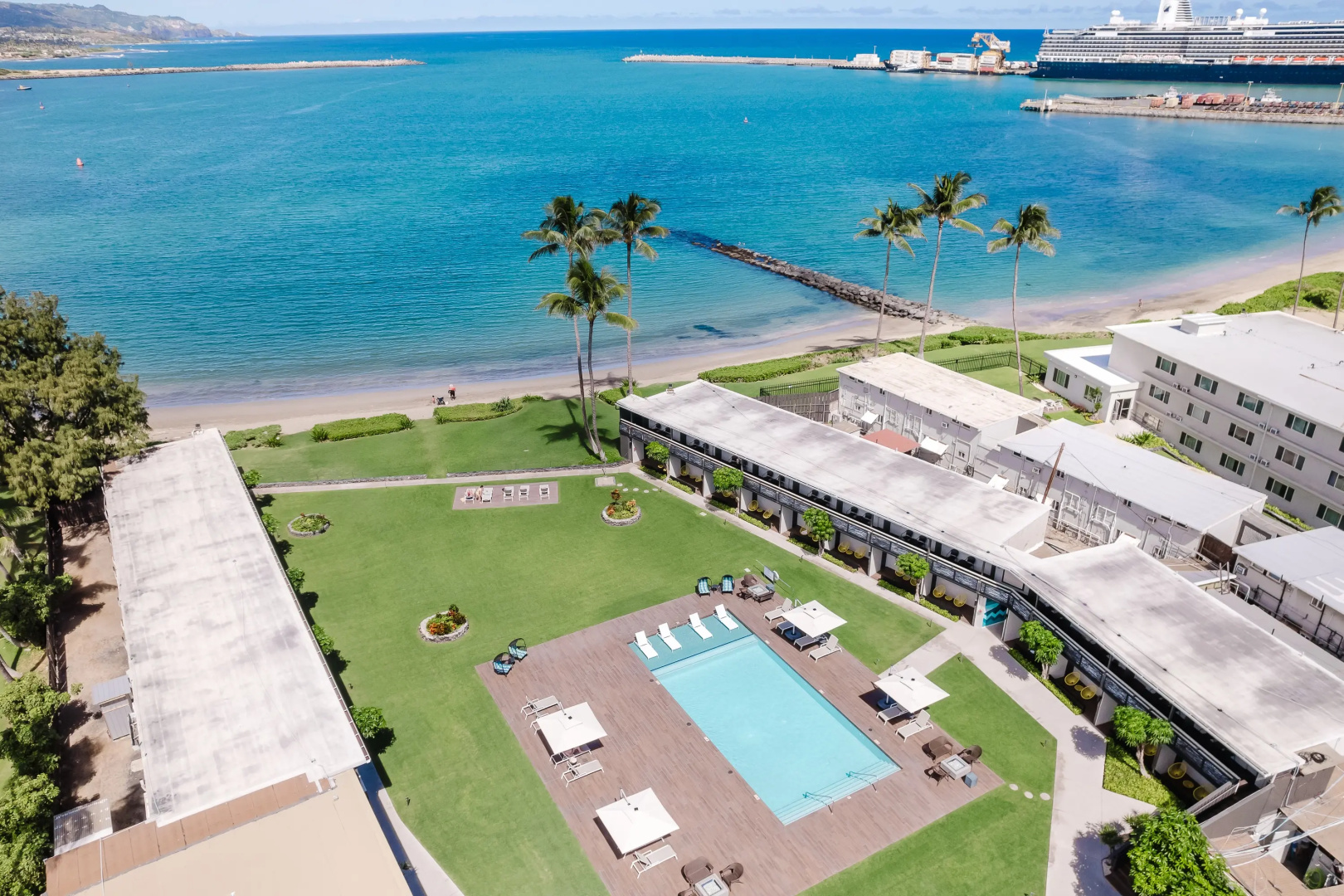 Maui Seaside Hotel