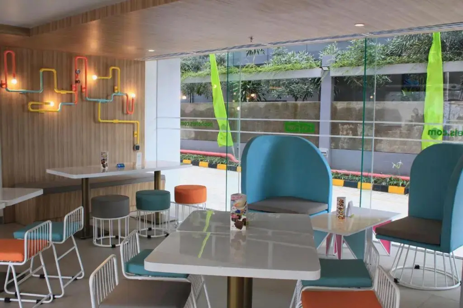 POP! Hotel Solo