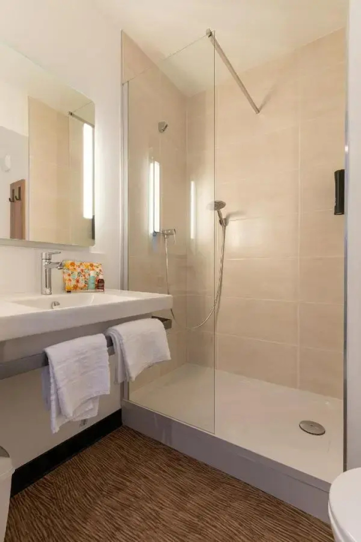 B&B HOTEL Poitiers Aéroport
