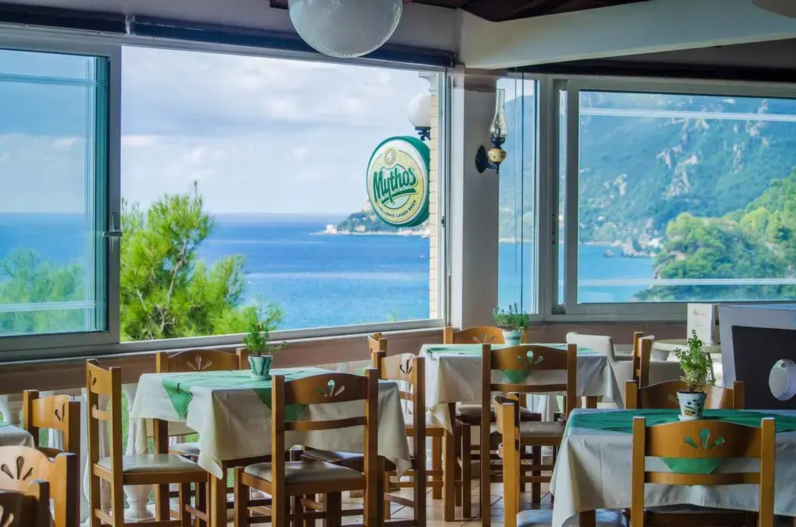 Bella Vista Apartments