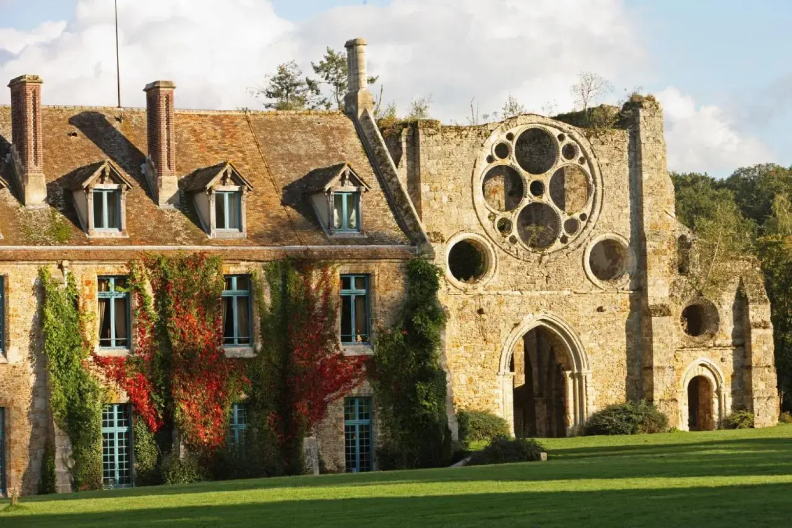 Abbaye des Vaux De Cernay by Paris Society