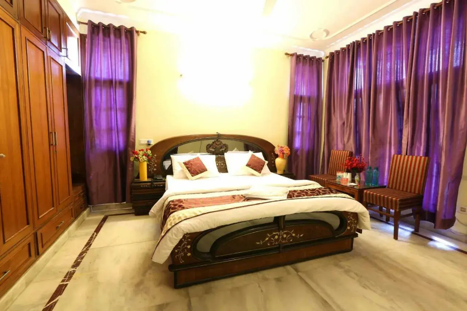 Itsy Hotels Swastika Inn Sector 26