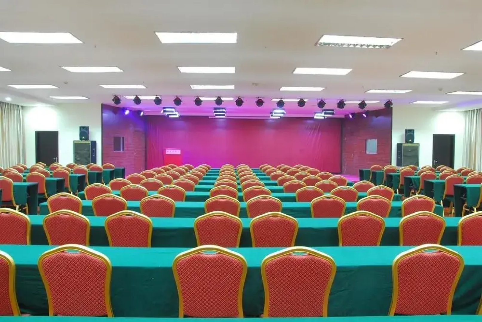 Kaifeng Dongjing Hotel