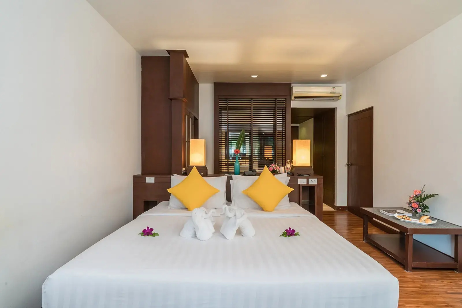 The Briza Beach Resort Khaolak