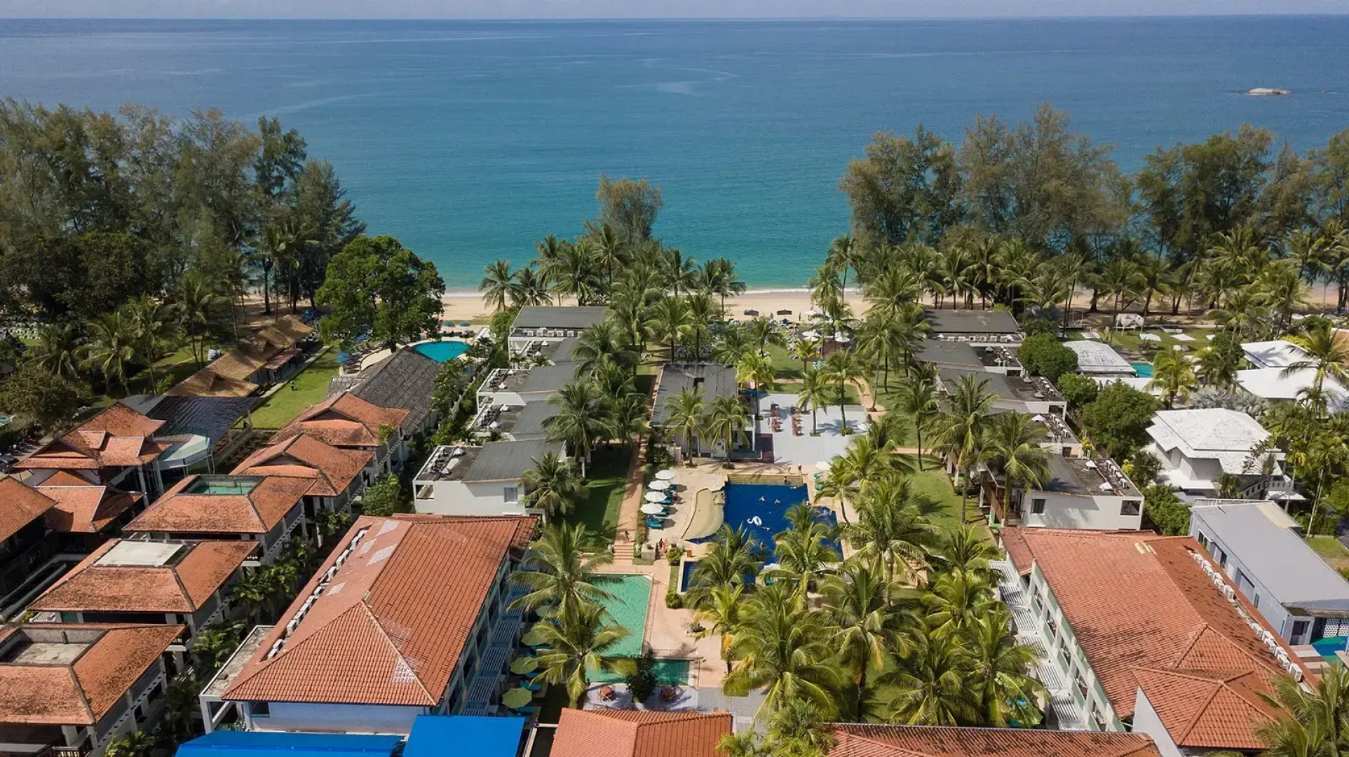 The Briza Beach Resort Khaolak