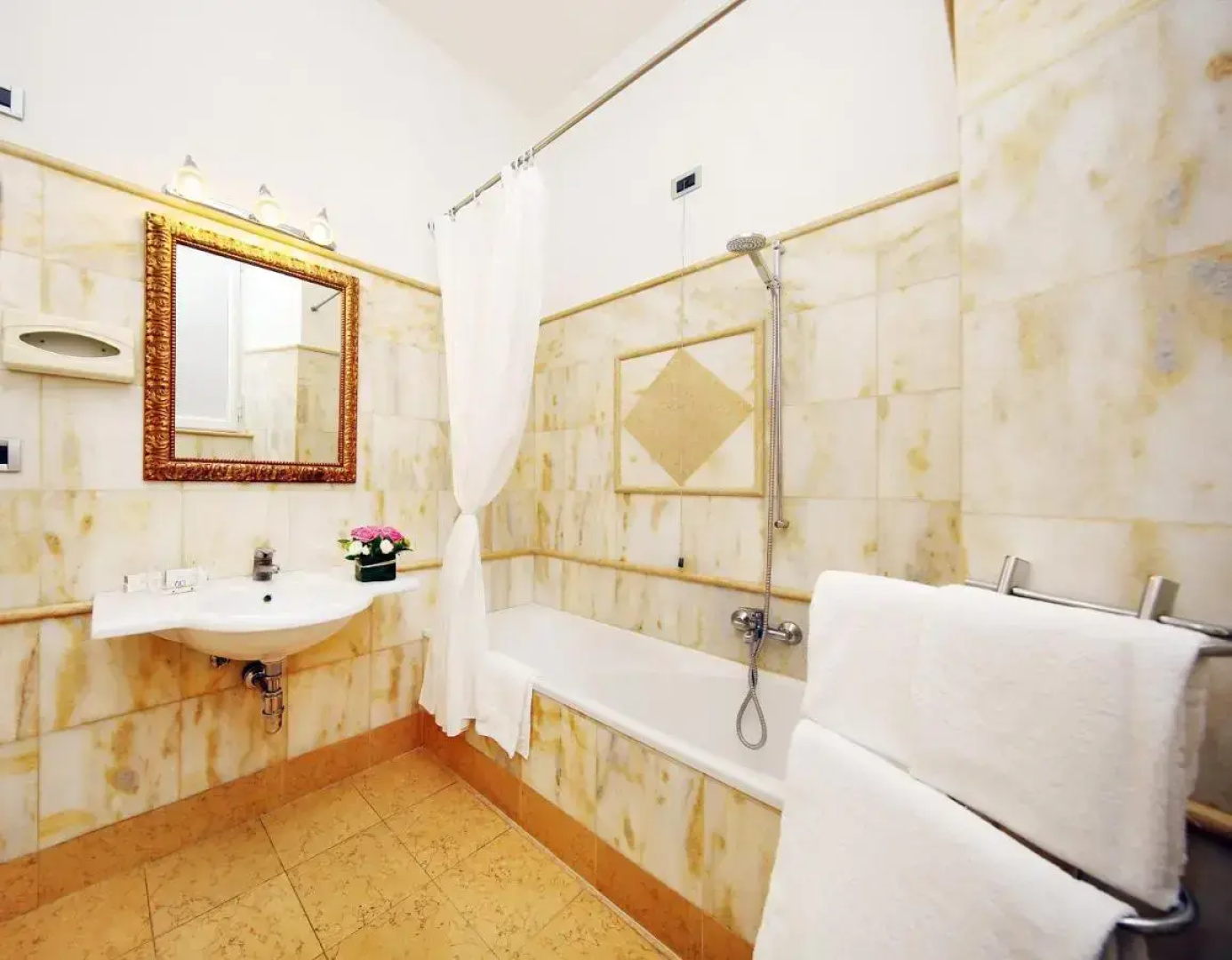 Traiano Hotel