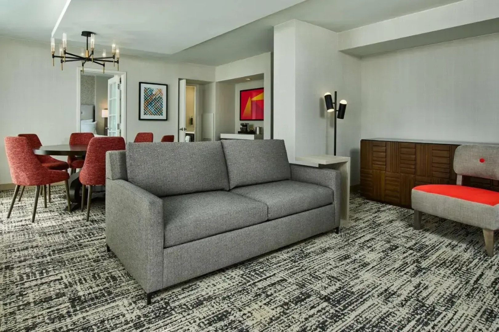 Hilton Kansas City Country Club Plaza