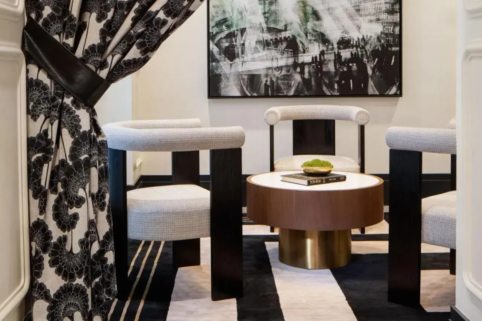 The Lasalle Hotel, Bryan College Station, A Tribute Portfolio Hotel