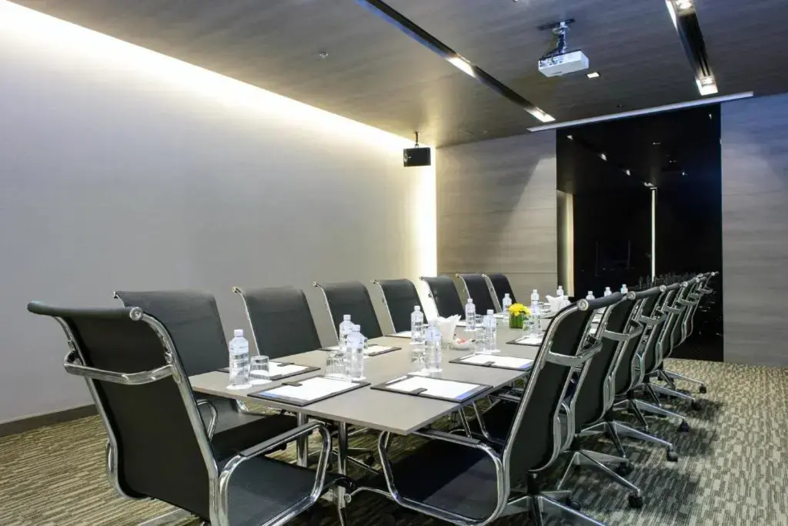 Отель Novotel Bangkok Impact