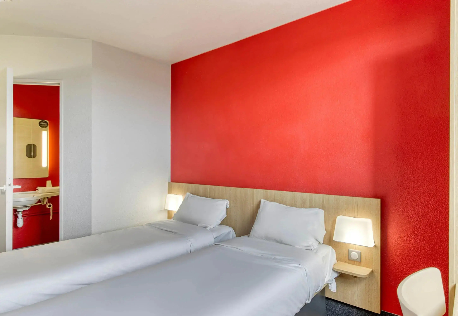 Отель B&B Clermont Ferrand Gerzat