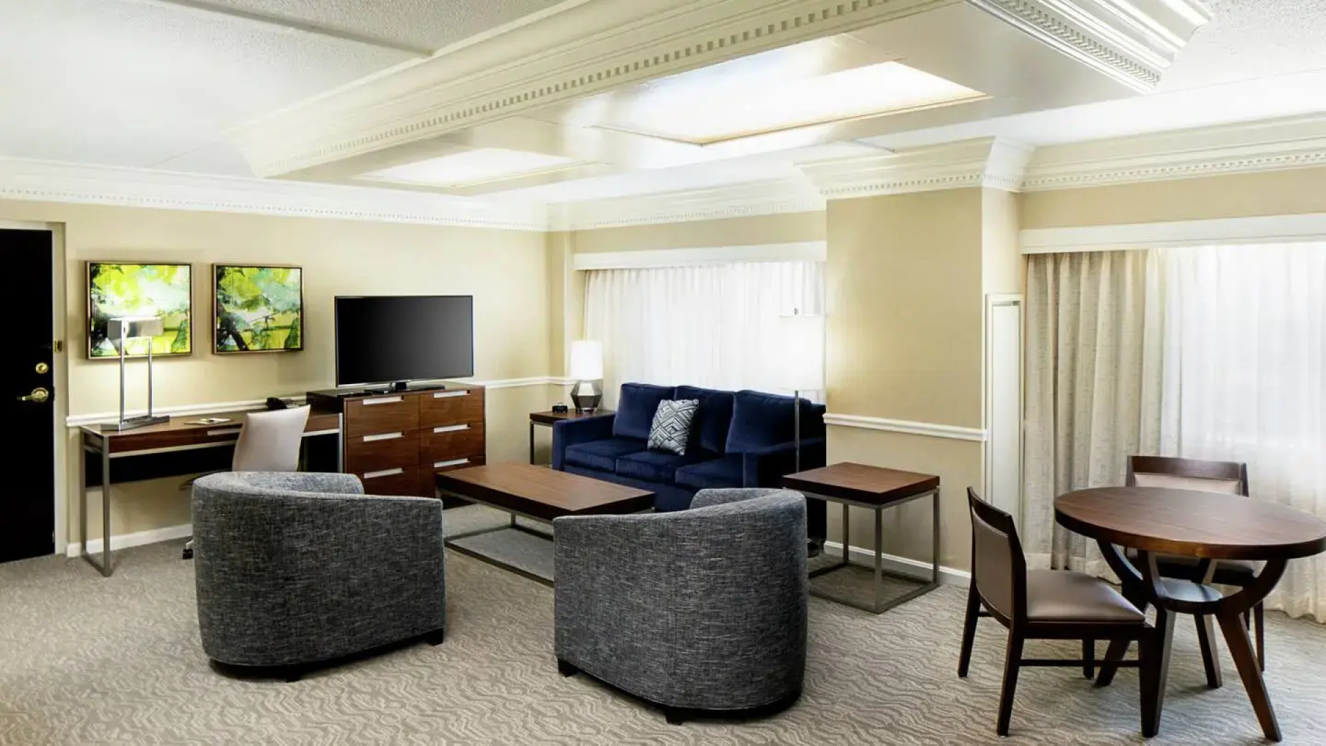 DoubleTree by Hilton Nashua