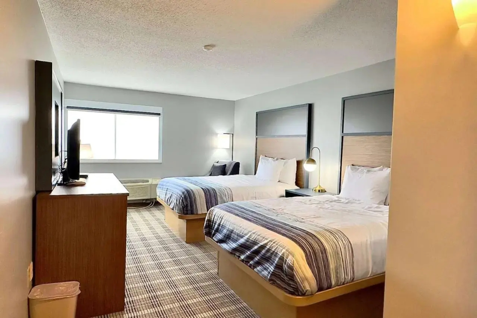 AmericInn by Wyndham Marshfield