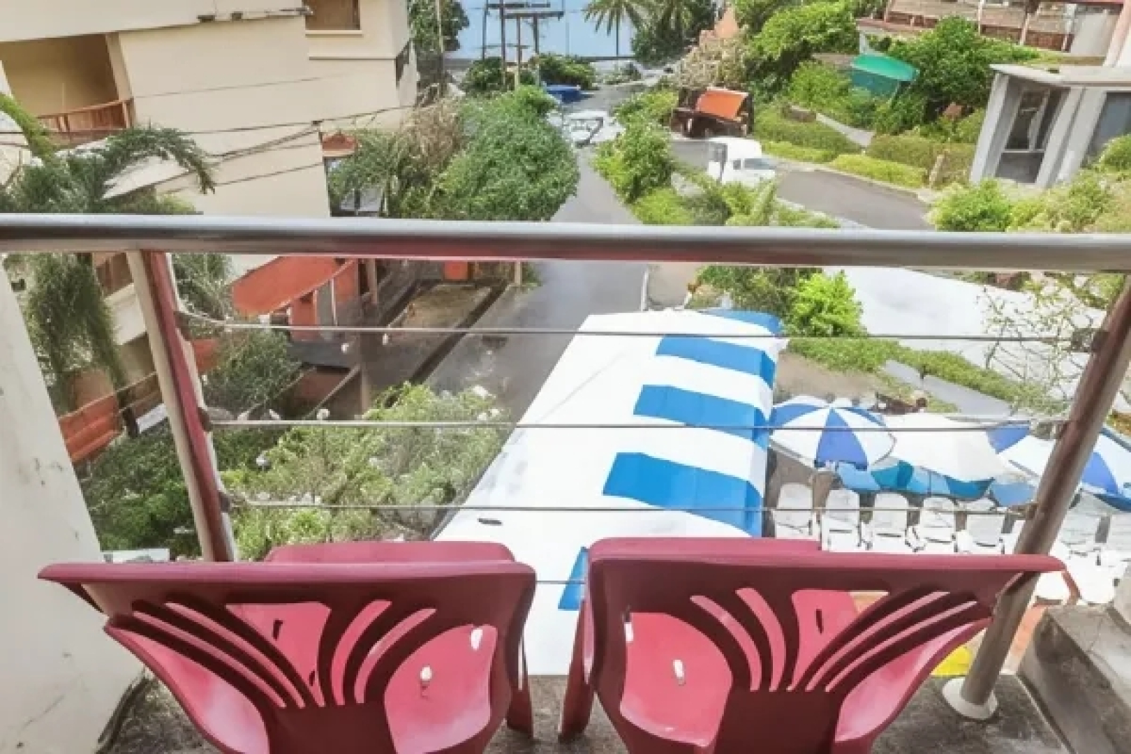 Отель Porterhouse Beach