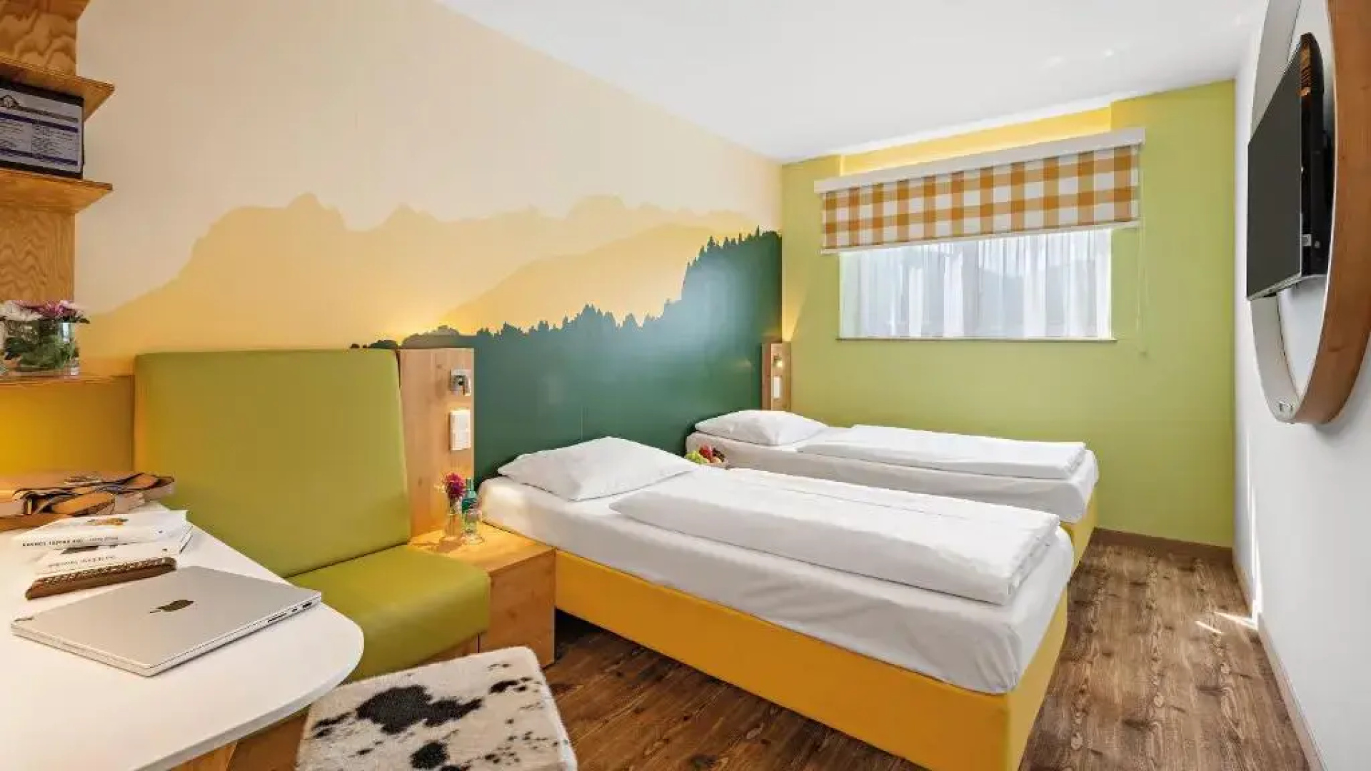 Hey Lou Hotel Piding	