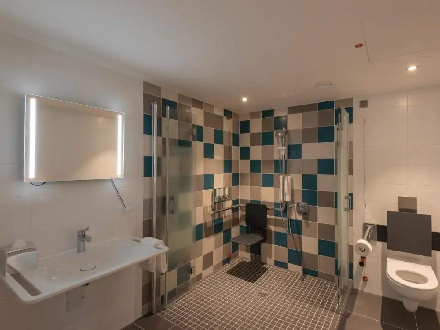 Hampton by Hilton Düsseldorf City Centre