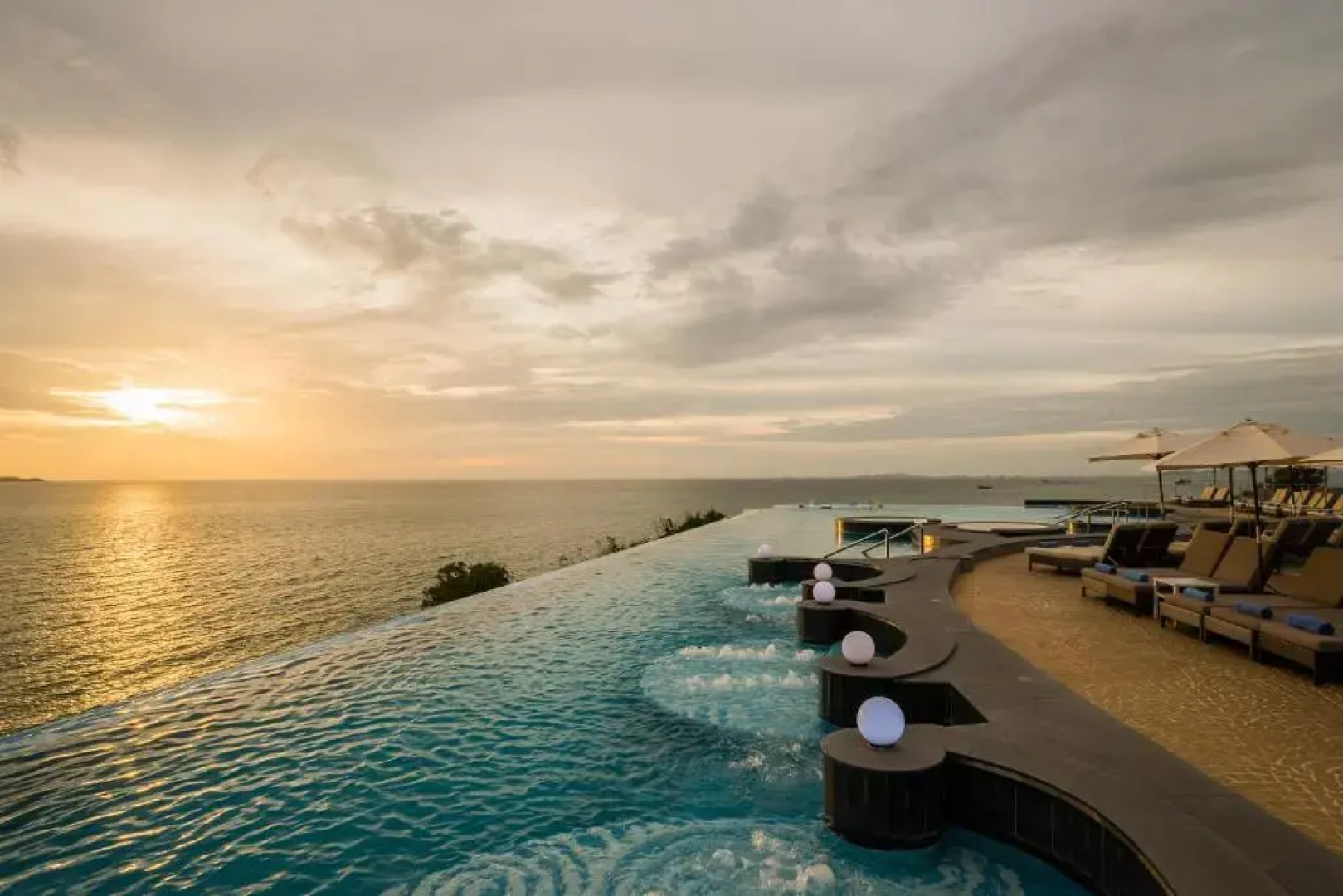 Royal Cliff Beach Terrace Hotel Pattaya