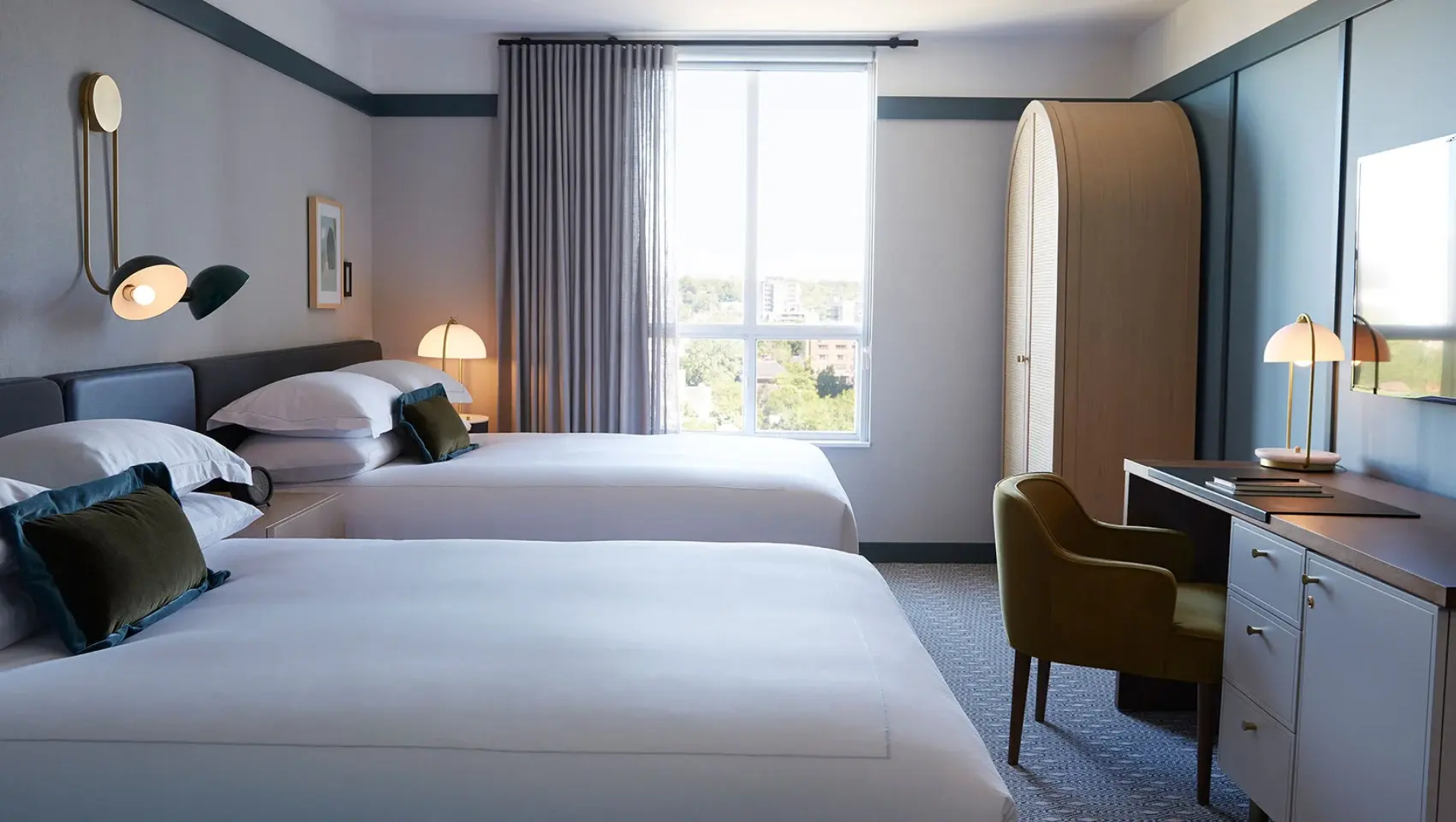 Kimpton Saint George by IHG