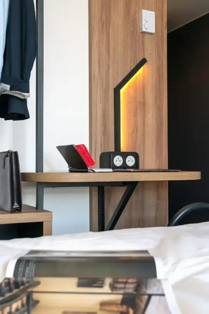 B&B HOTEL Poitiers Aéroport