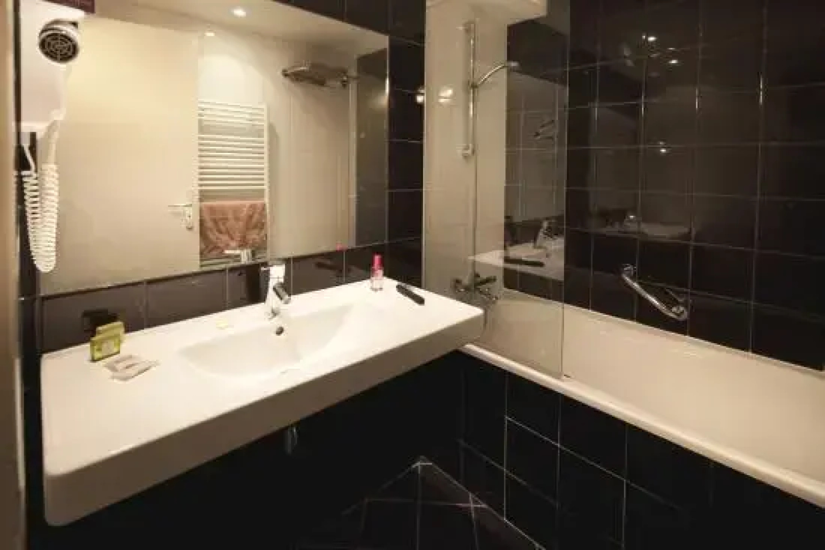 Résidence Du Bain Romain