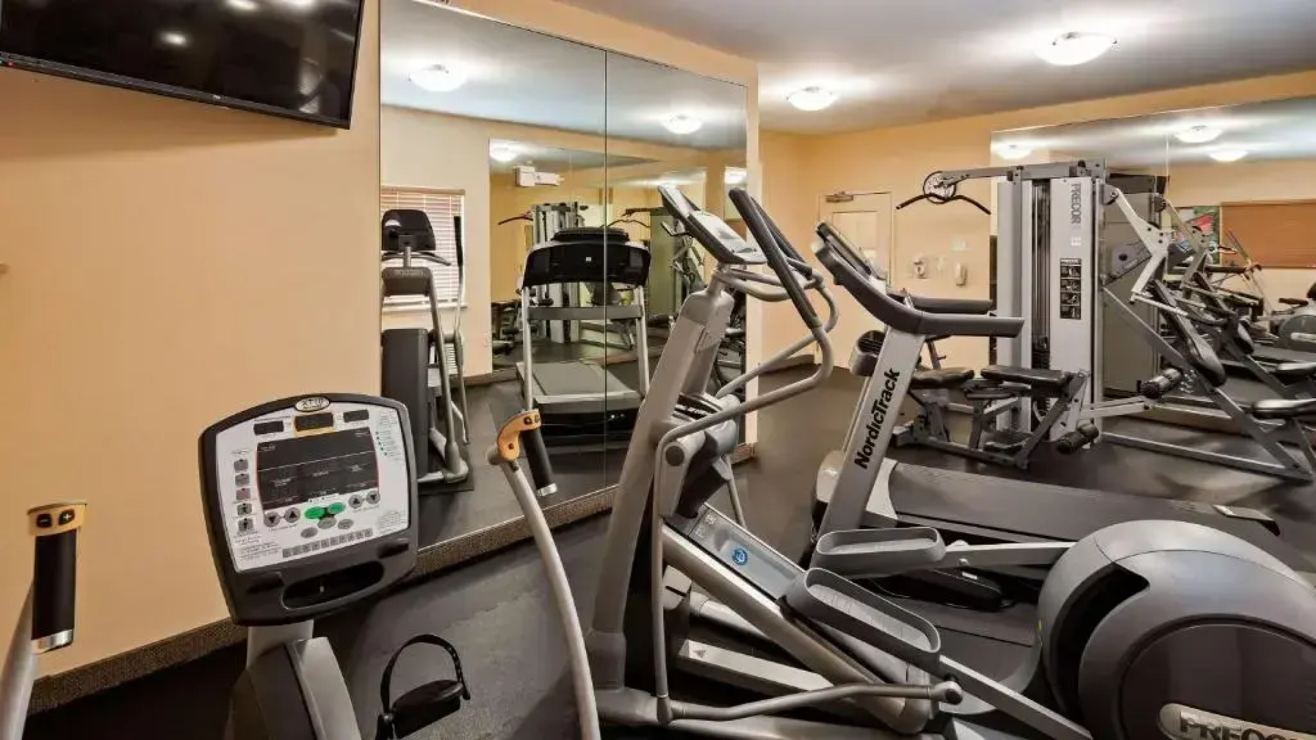 Best Western Plus Wausau/Rothschild Hotel