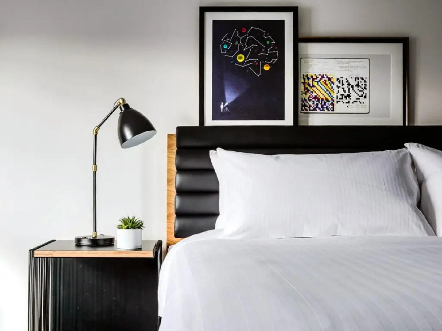 Freepoint Cambridge, Tapestry Collection By Hilton