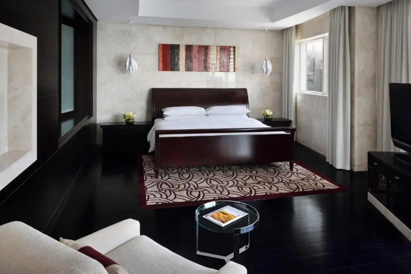 Dubai Marriott Harbour Hotel & Suites