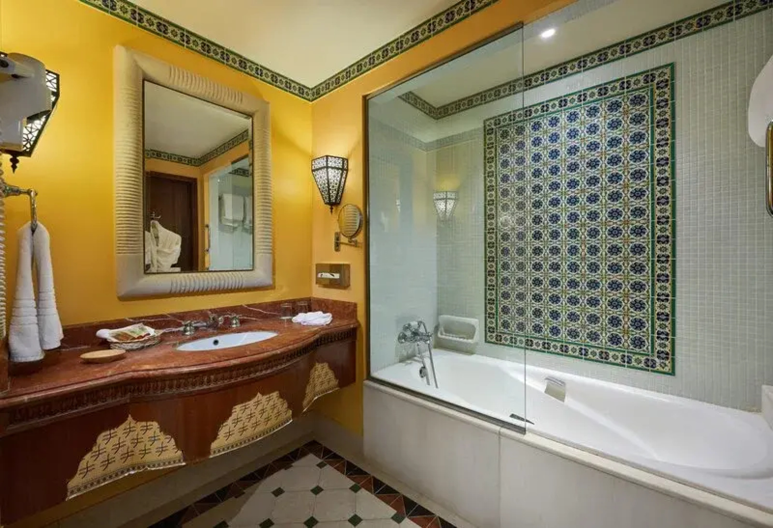 Mosaique Beach Resort