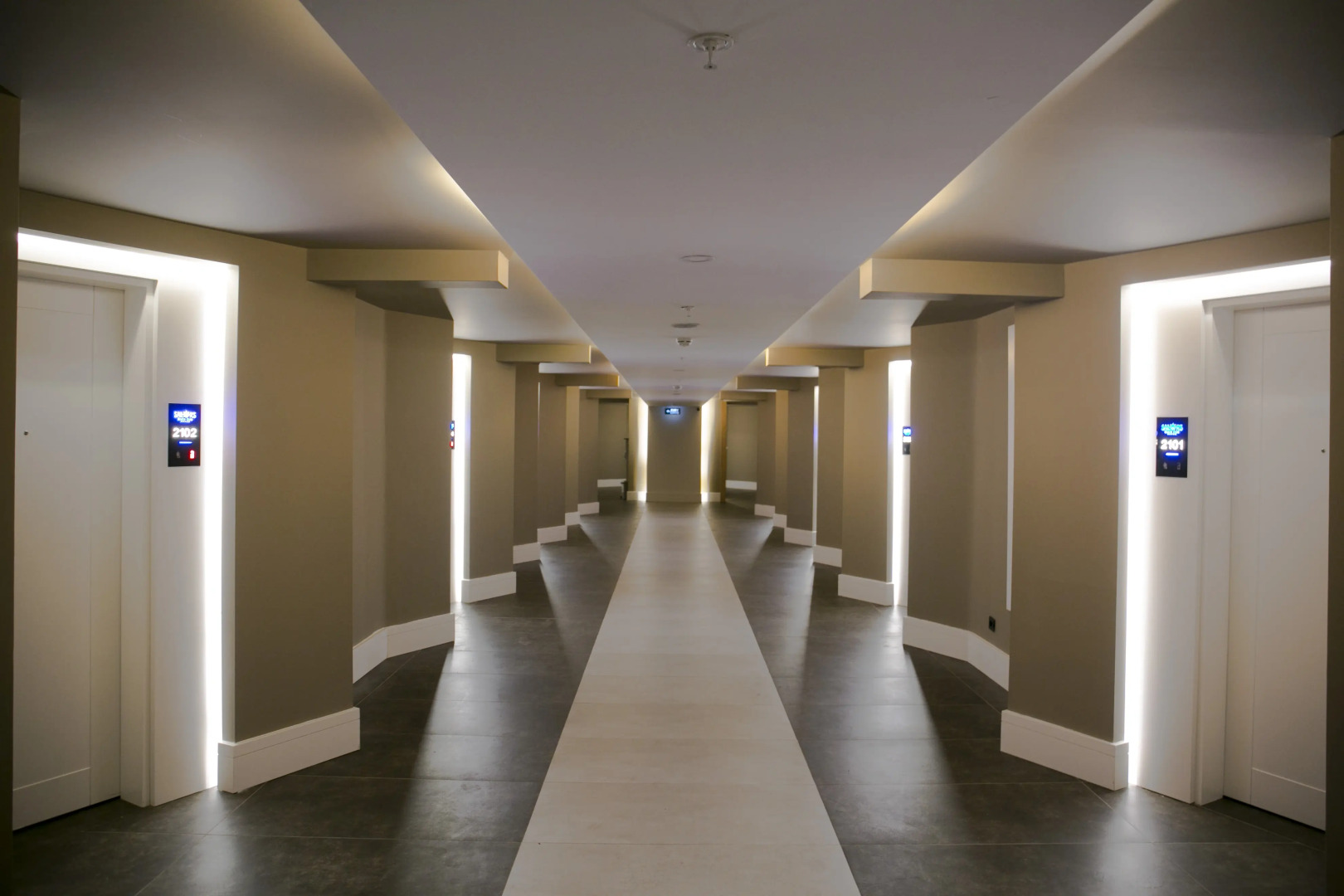 Отель Sailor's Beach Club