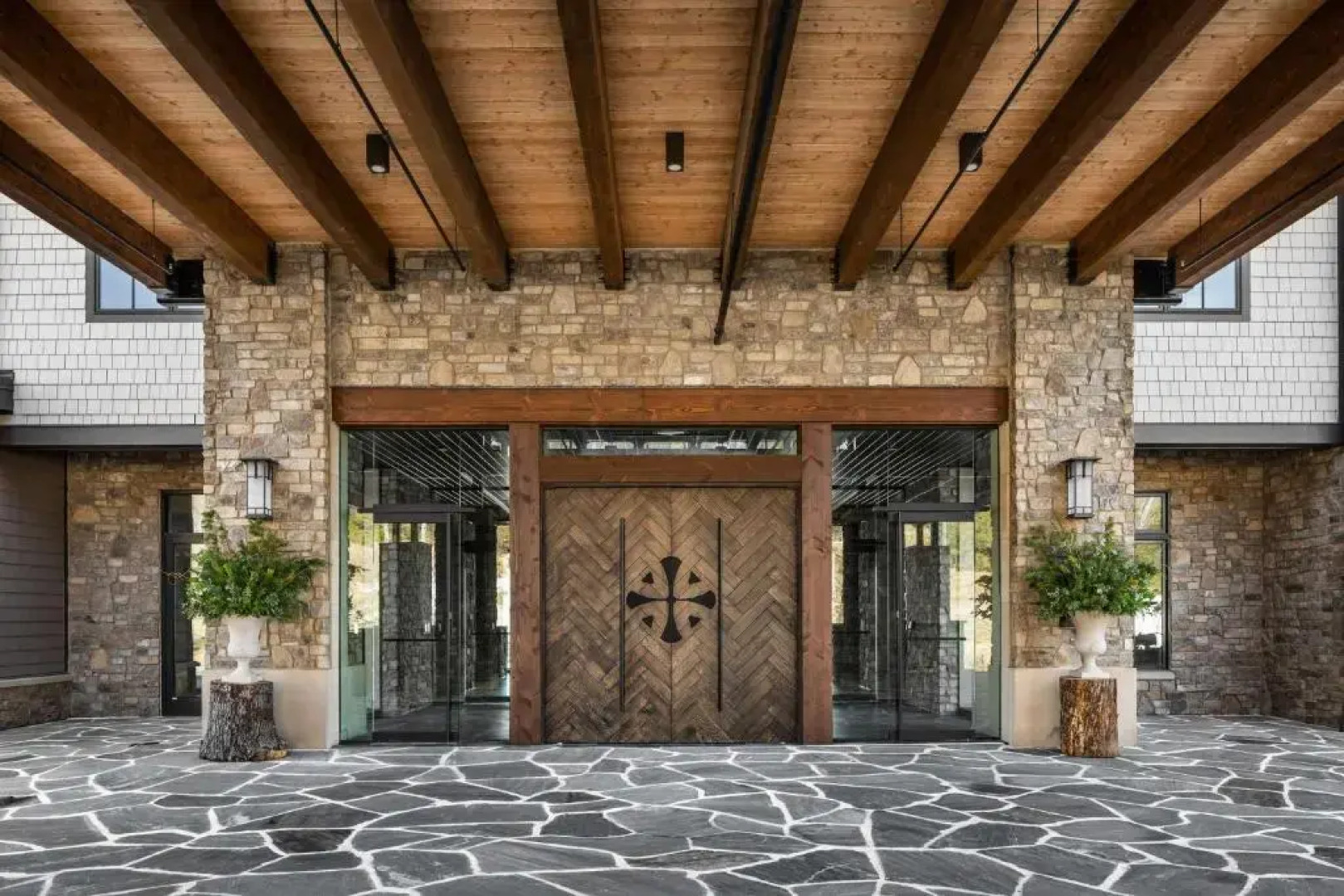 Cloudland At McLemore Resort Lookout Mountain, Curio by Hilton