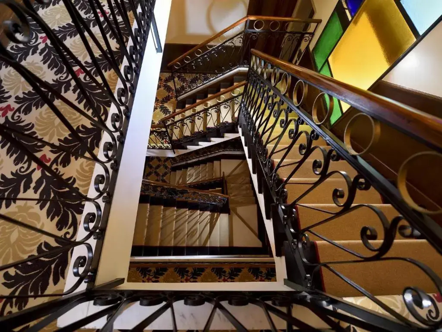 Amadeus Hotel